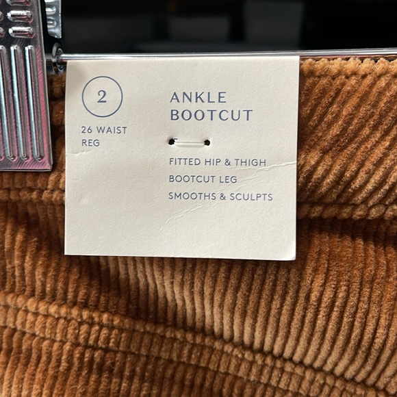 Universal Thread corduroy ankle boot cut jeans - size 2 - Picture 5 of 7